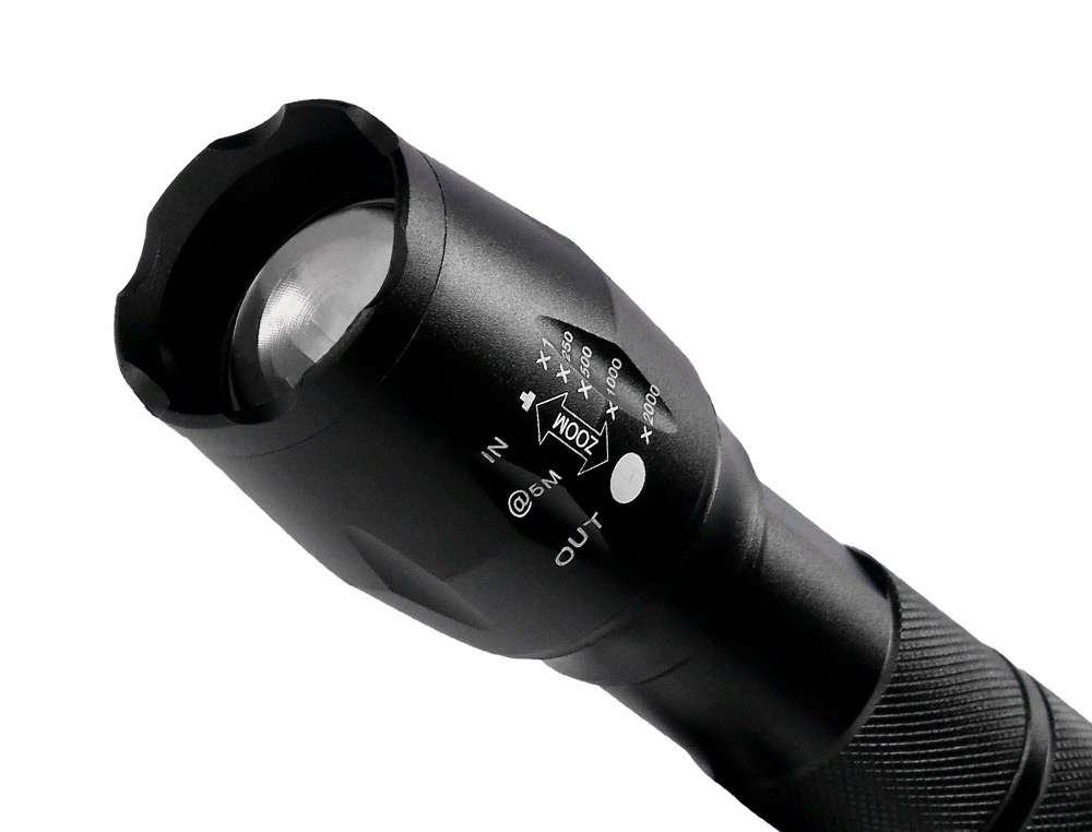 LANTERNA Q-CONNECT KF18748 INCLUI 3 PILHAS AAA