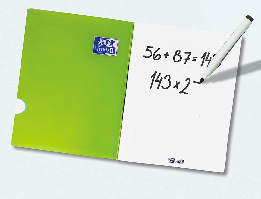 CADERNO AGRAFADO OXFORD OPENFLEX CAPA PLASTICO DIN A4 48 FOLHAS QUADRICULA 5 MM ASIGNATURA MATEMATICA CORES SORTIDAS