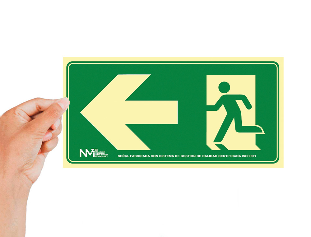 PICTOGRAMA ARCHIVO 2000 SAIDA DE EMERGENCIA ESQUERDA PVC VERDE LUMINISCENTE 224X300 MM