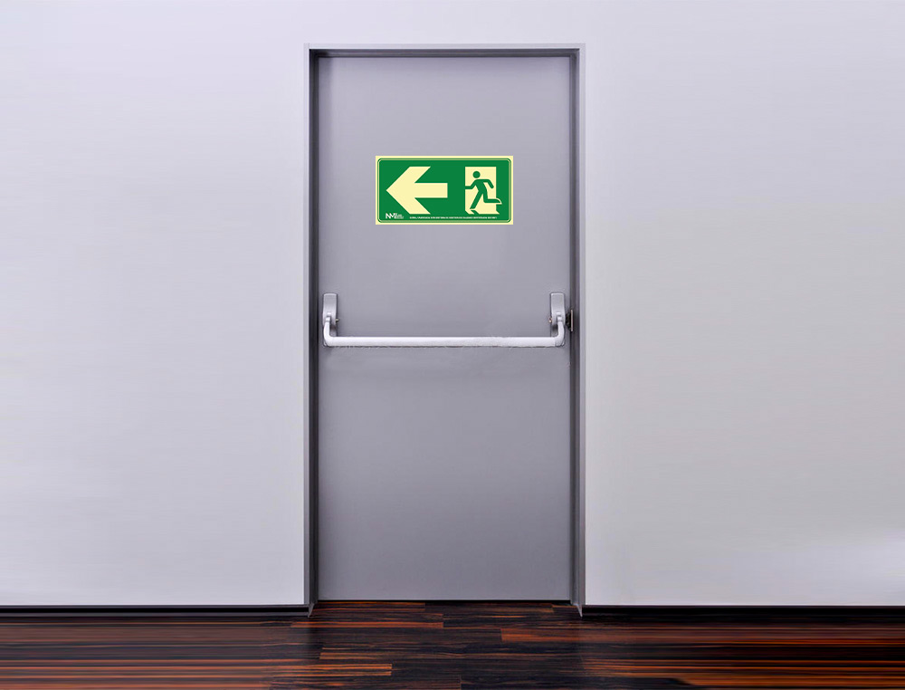 PICTOGRAMA ARCHIVO 2000 SAIDA DE EMERGENCIA ESQUERDA PVC VERDE LUMINISCENTE 224X300 MM