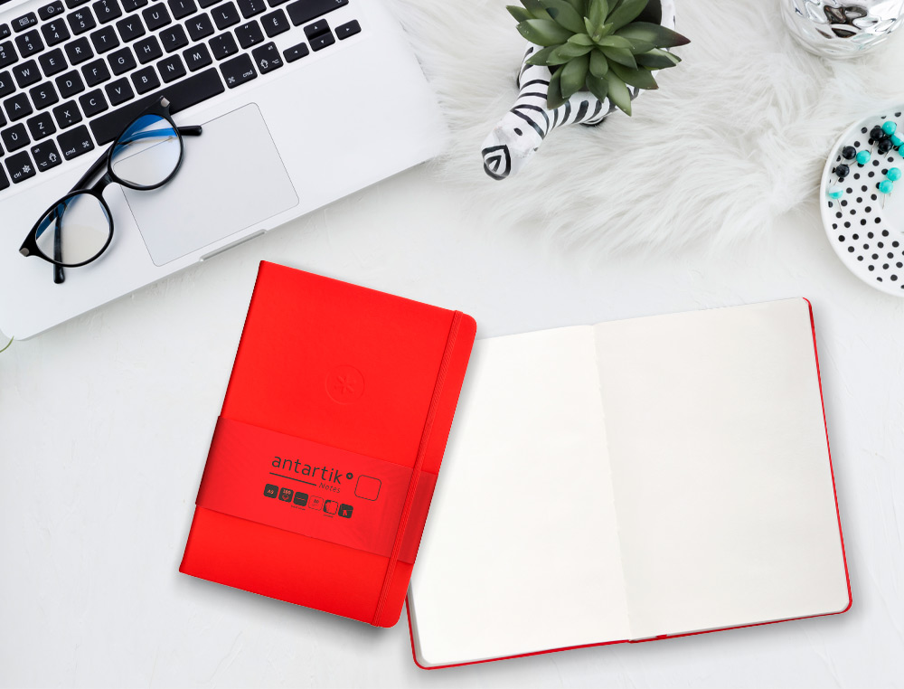 CADERNO COM ELASTICO ANTARTIK NOTES CAPA DURA A5 LISO VERMELHO 100 FOLHAS 80 GR FSC