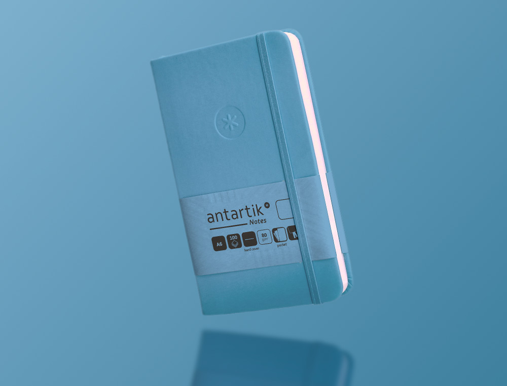 CADERNO COM ELASTICO ANTARTIK NOTES CAPA DURA A6 LISO AZUL CLARO 100 FOLHAS 80 GR FSC