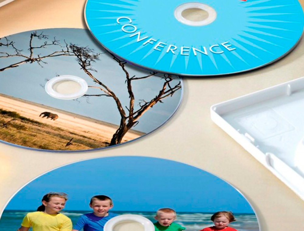 ETIQUETAS ADESIVAS Q-CONNECT DIN A4 117 MM DIAMETRO