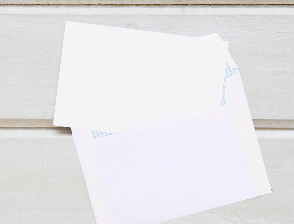 ENVELOPE LIDERPAPEL N.19 MNIMO NORMALIZADO BRANCO 114X162MM TIRA DE SILICONE PACK DE 500 UNIDADES